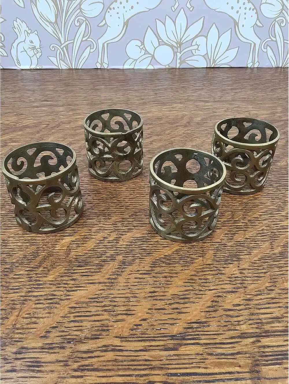 Vintage Brass Napkin Rings Set of 4 Scroll Filigree Table Decor